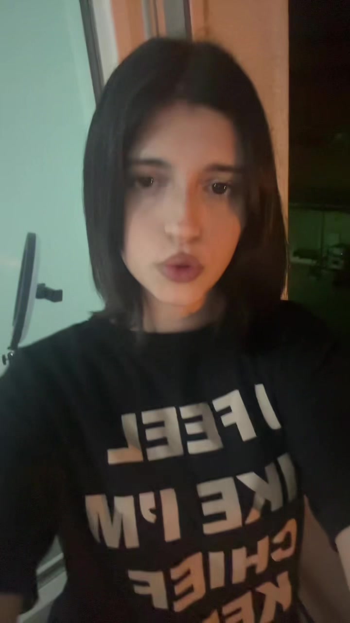 @𝐇𝐞𝐥𝐞𝐧𝐦𝐞𝐦𝐨𝐫𝐢𝐞𝐬