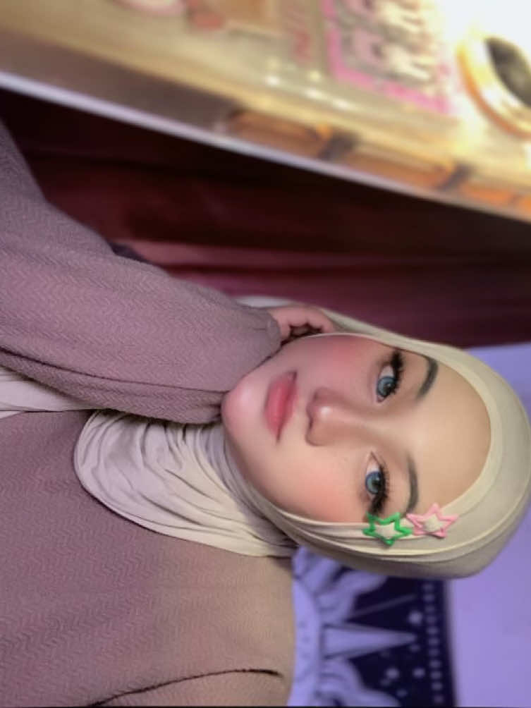 @s4tvrneiz__