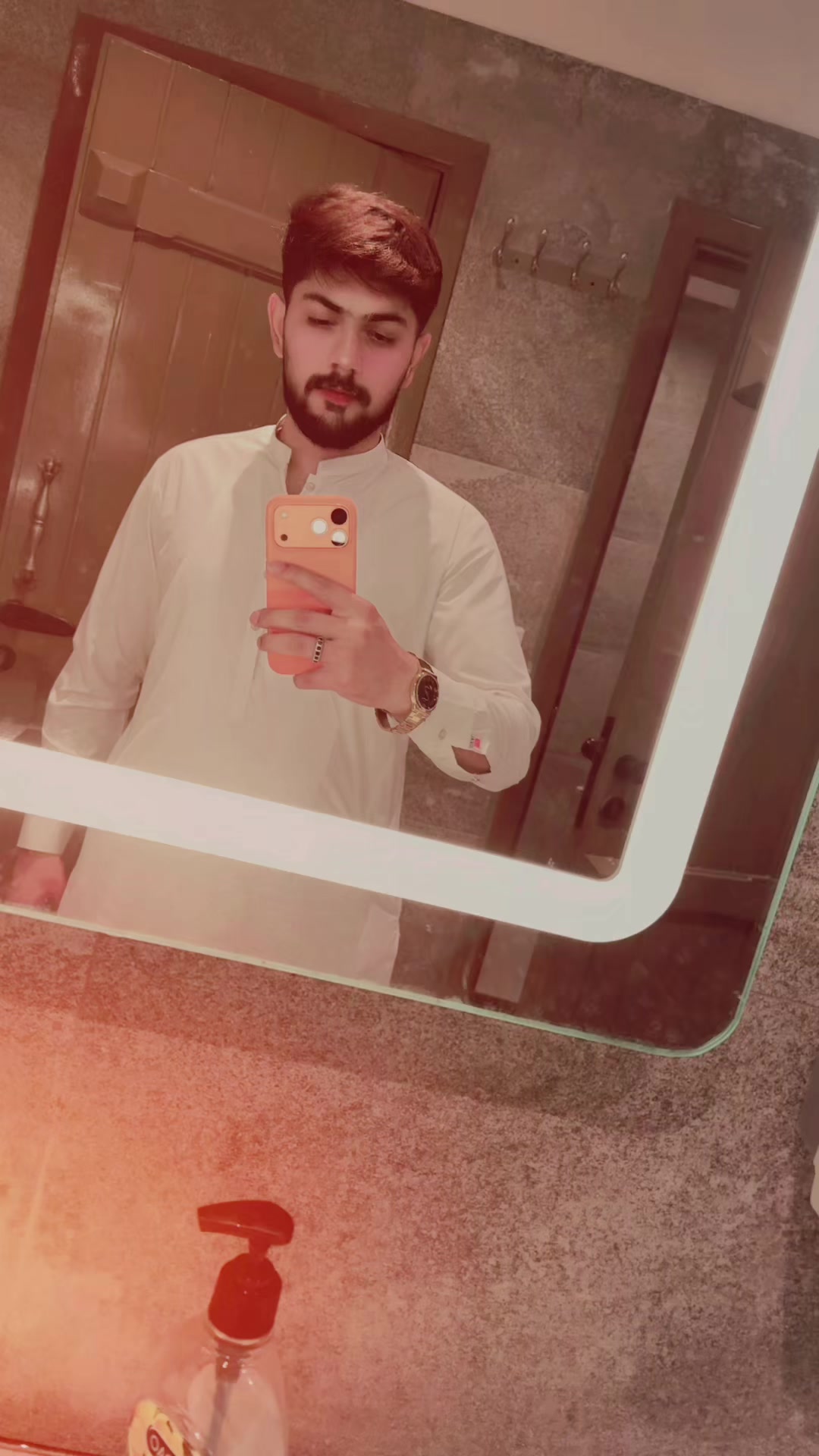 @ĶáMřàṈ Śħoèş.👠👜Offïćáł.♥️👑