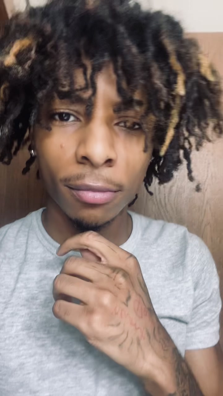 @3