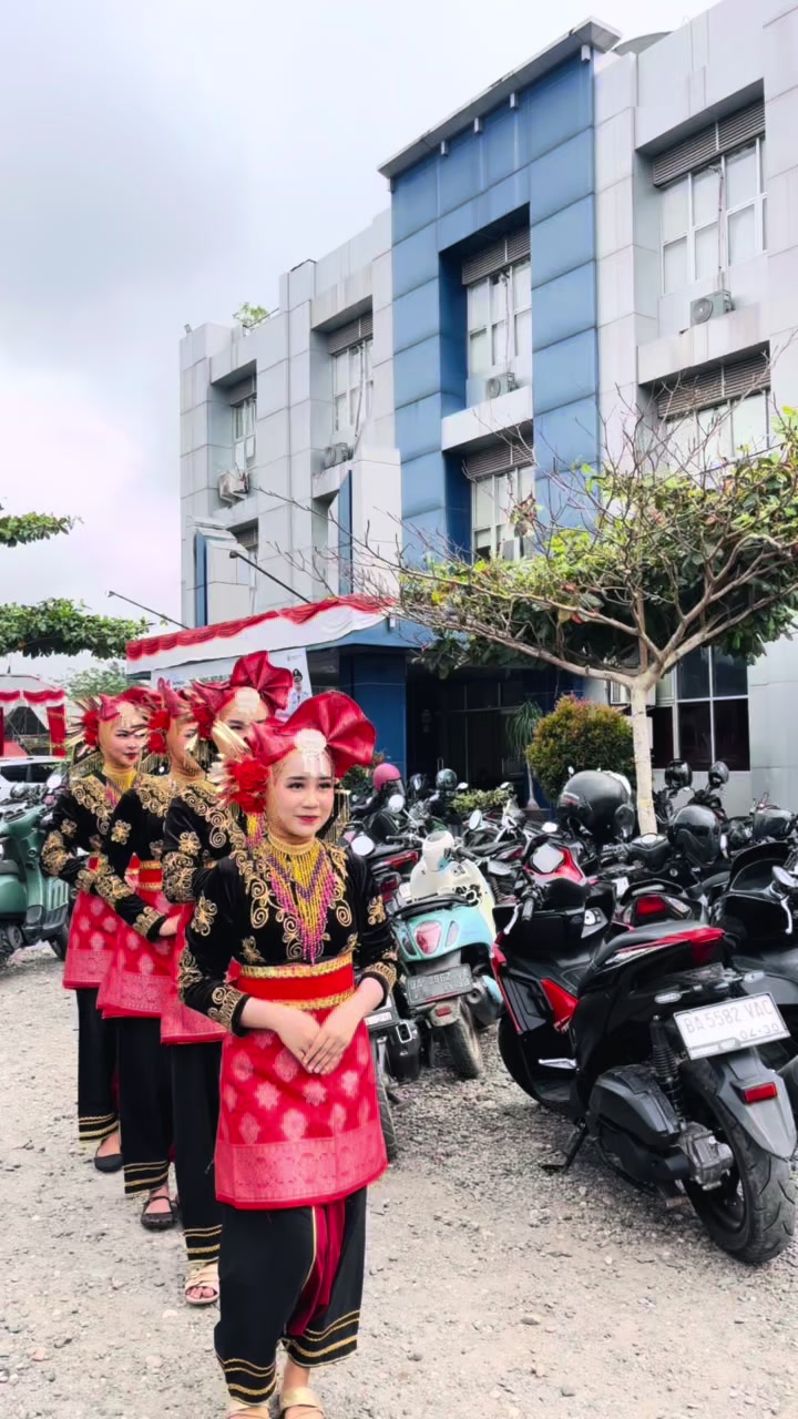@Sanggar Seni Puti Tungga