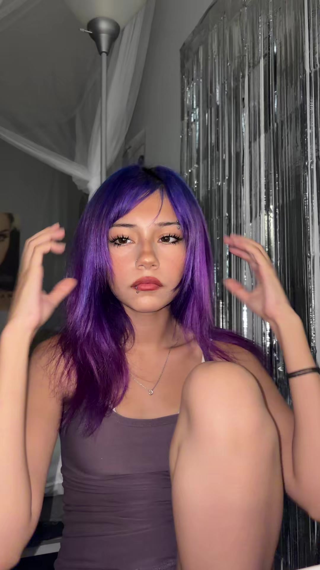 @️