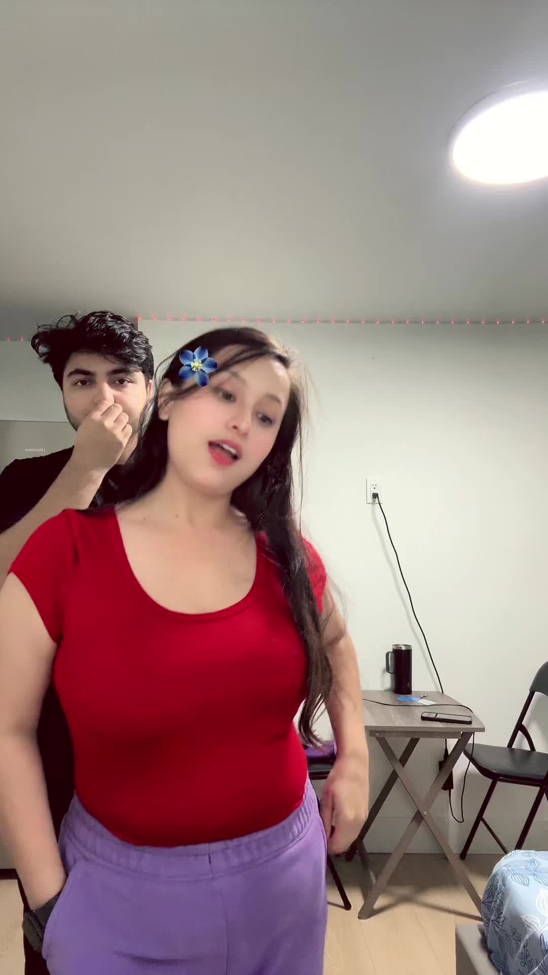 @Eenu🇳🇵🇨🇦