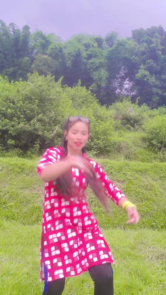 @☦️सोफिया चेपाङ्ग🇳🇵