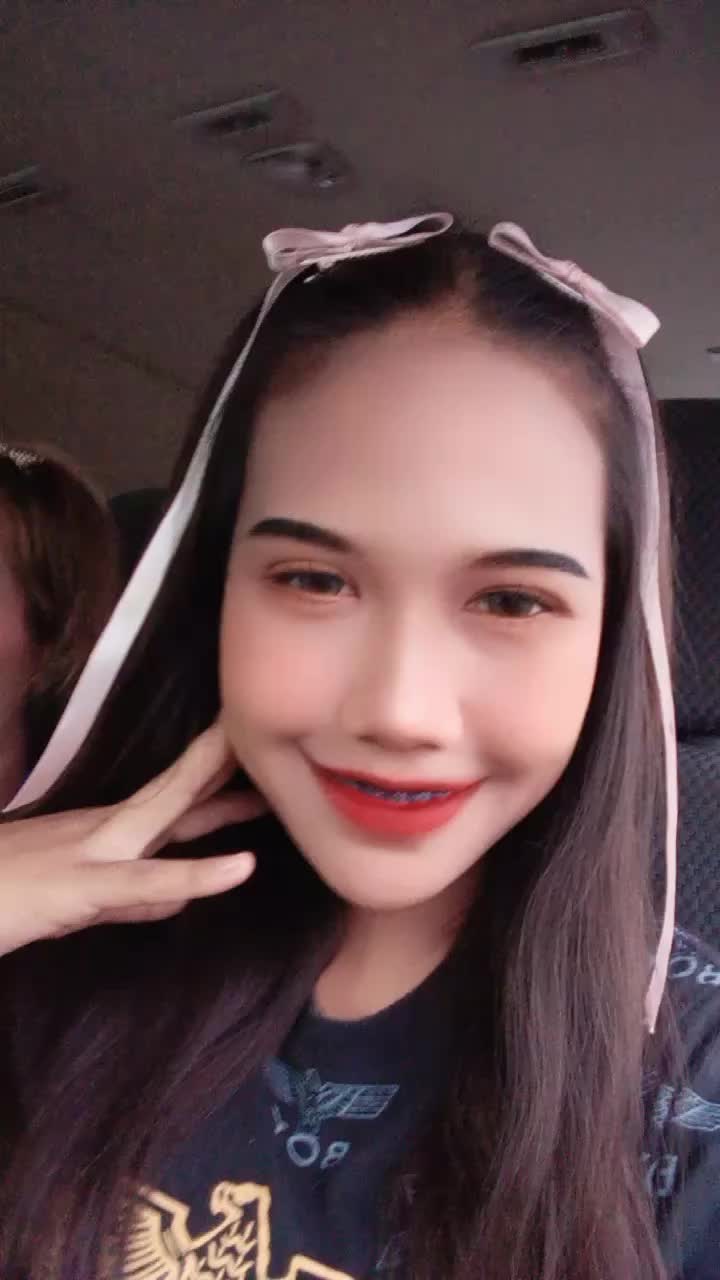 @ยินดีให้เสือก (โสด)😘😍😘