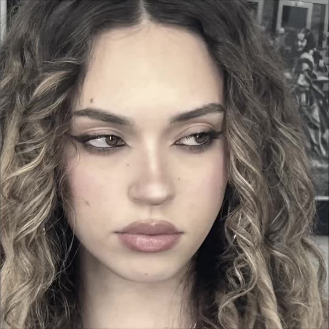 @Daniela