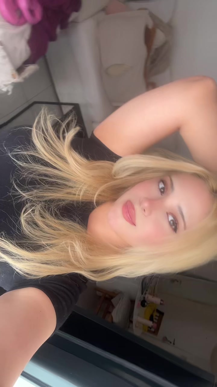 @Julieta🌻