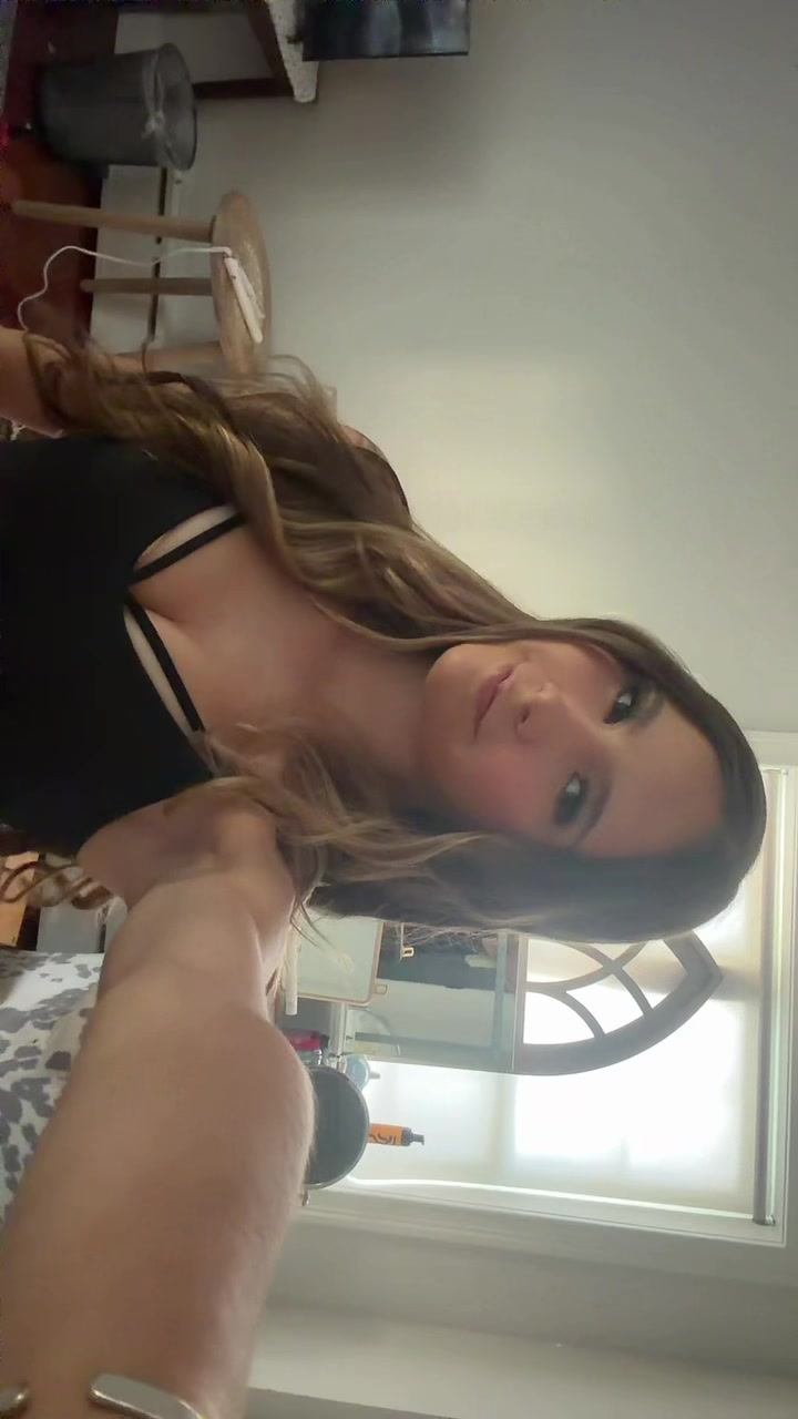 @ellas._.secret.spam