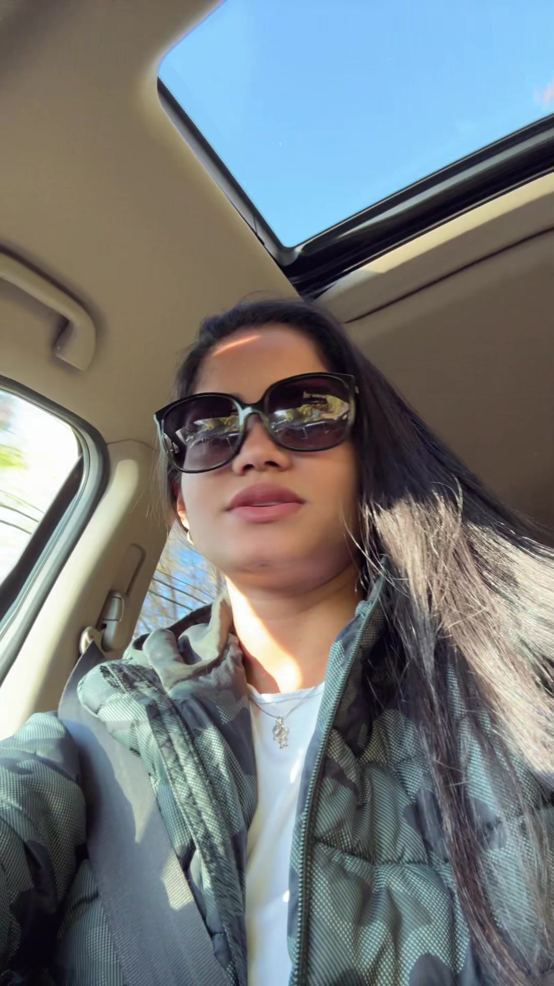 @thamirispereiras