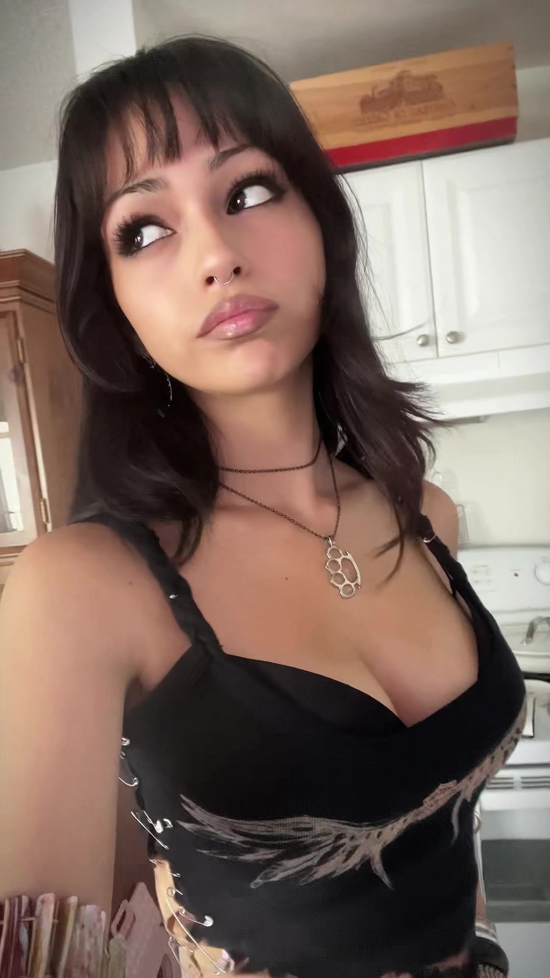 @𝑀𝒾𝒶𝓁𝒶𝓃𝒾 𝐿𝓊𝒸𝒾𝒶𝓃𝒶