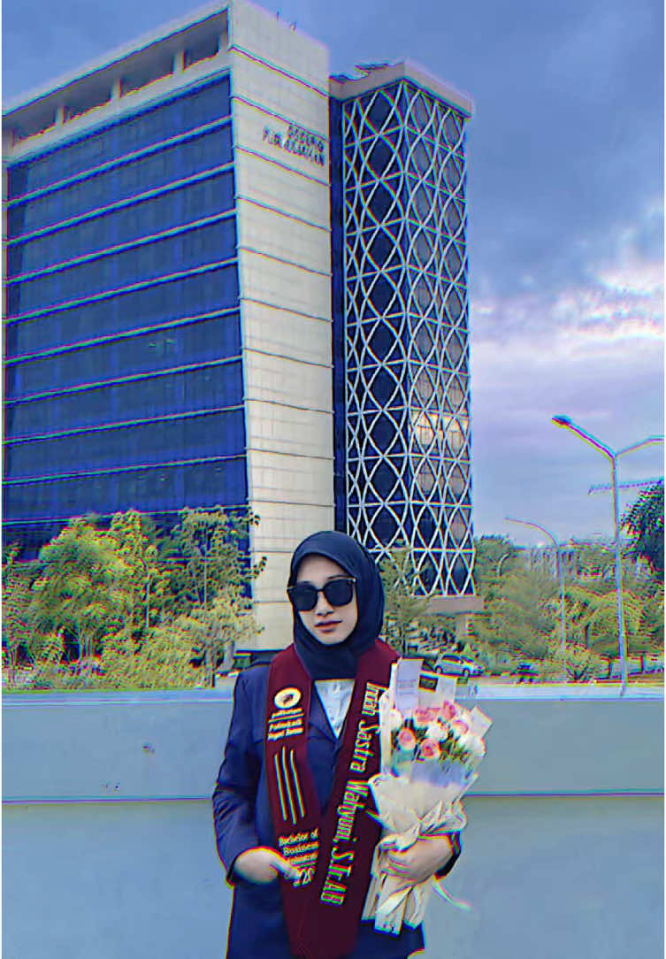 @iNdst☘️