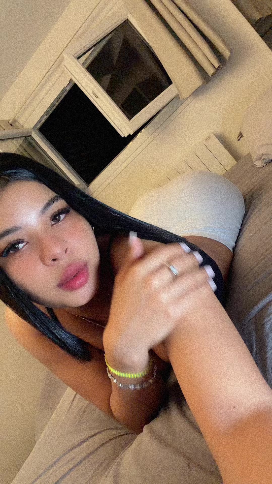 @🦋
