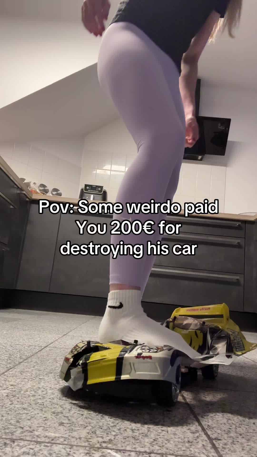 @AnnaMia