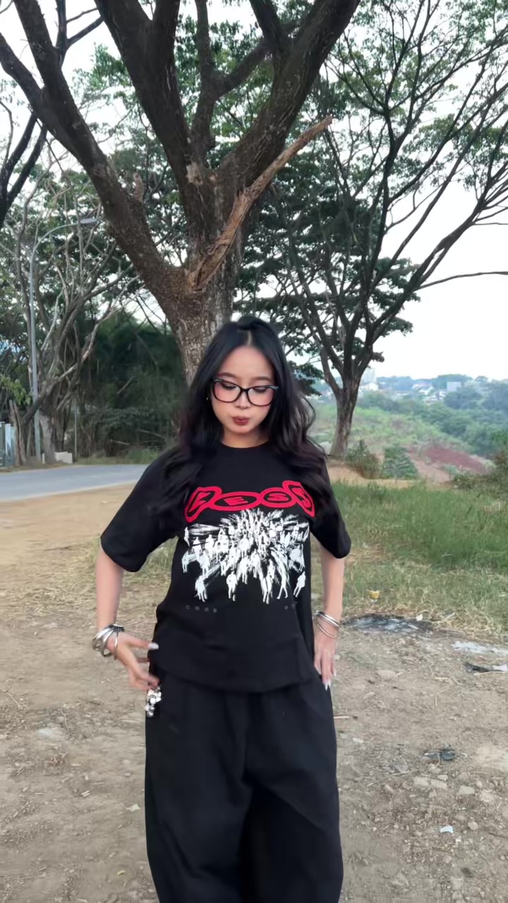 @Lessegos apparel