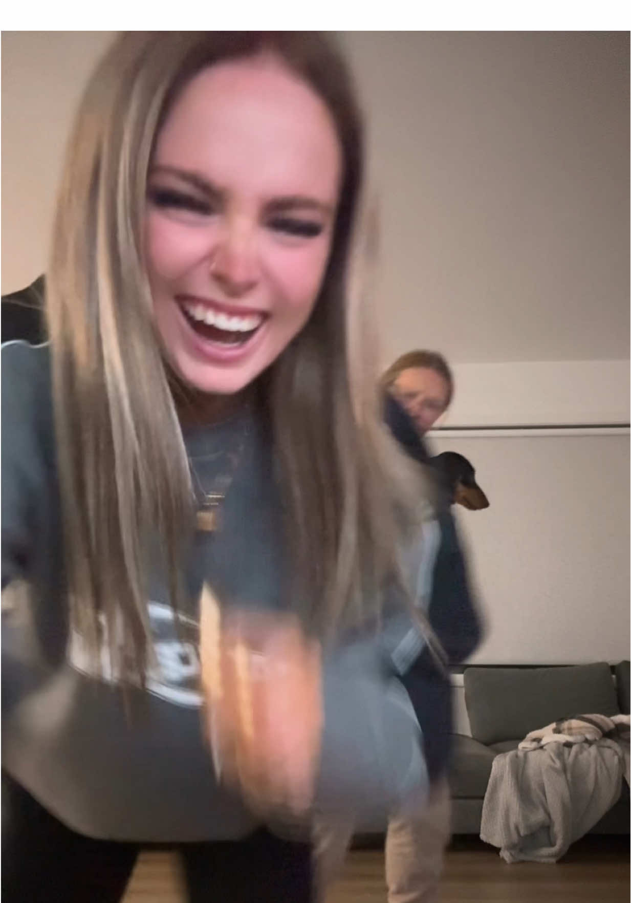 @ell.simnett