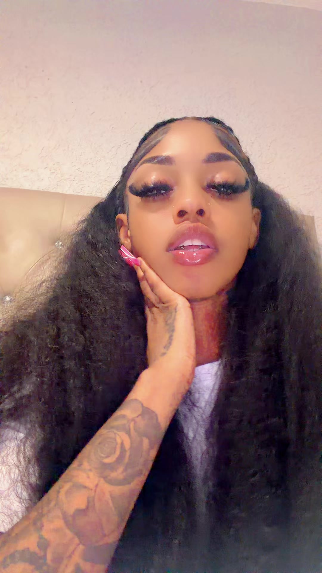 @𝐁𝐢𝐥𝐥𝐢𝐨𝐧𝐚𝐢𝐫𝐞💸🖤