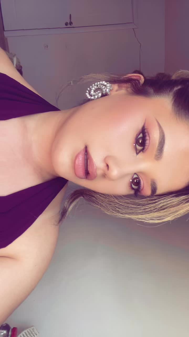 @Lena🌸