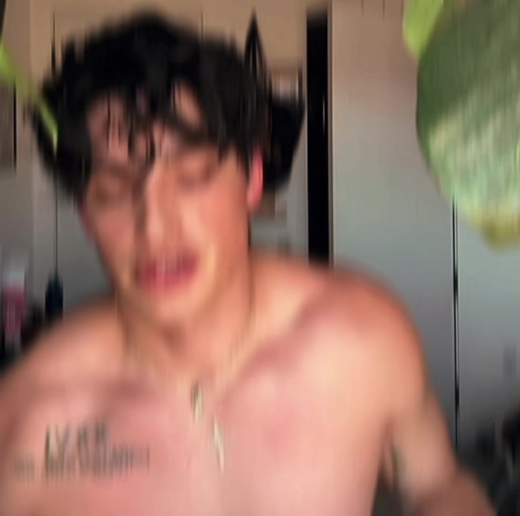 @𝐫𝐞𝐢𝐠𝐡𝐚𝐧𝐞𝐝𝐢𝐭𝐬ఌ