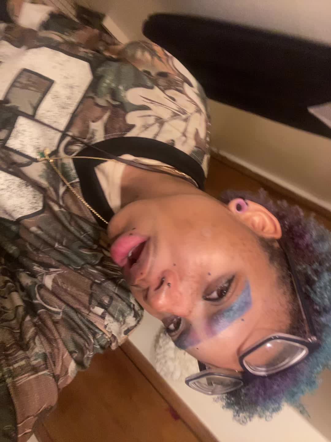 @JAMIE .ᐟ