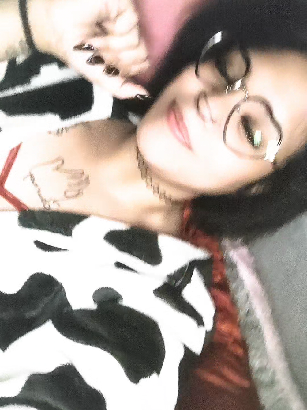 @hella_vibez1979