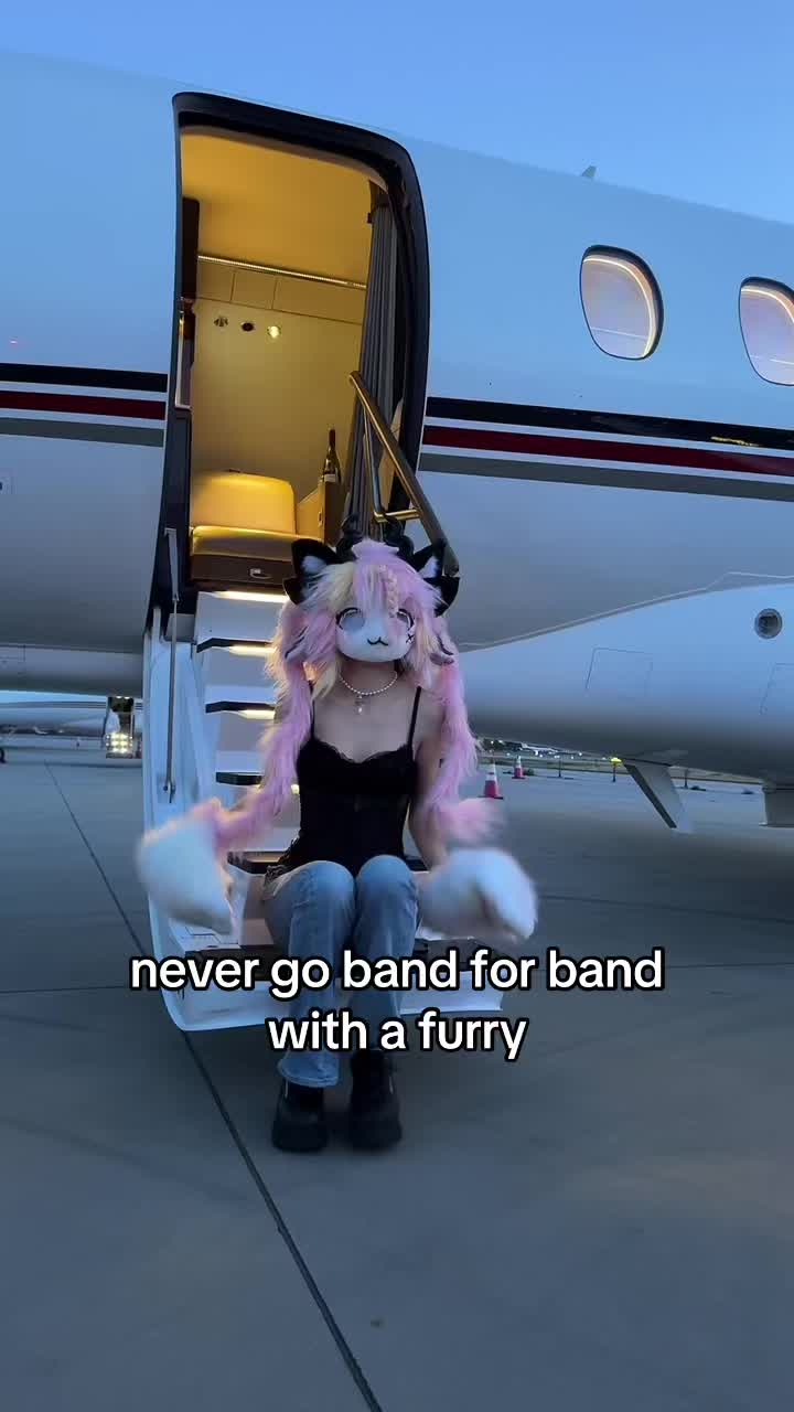@autisticmewingfemcelqueen