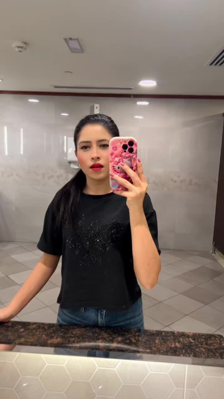 @karkeeyunisha2