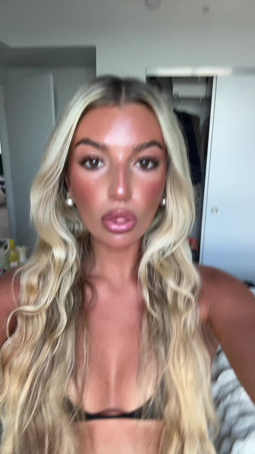 @Hi