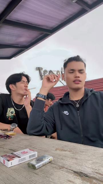 @๐
F.A.L.D.O,๐
๐ดโ ๏ธ๐ดโ ๏ธ