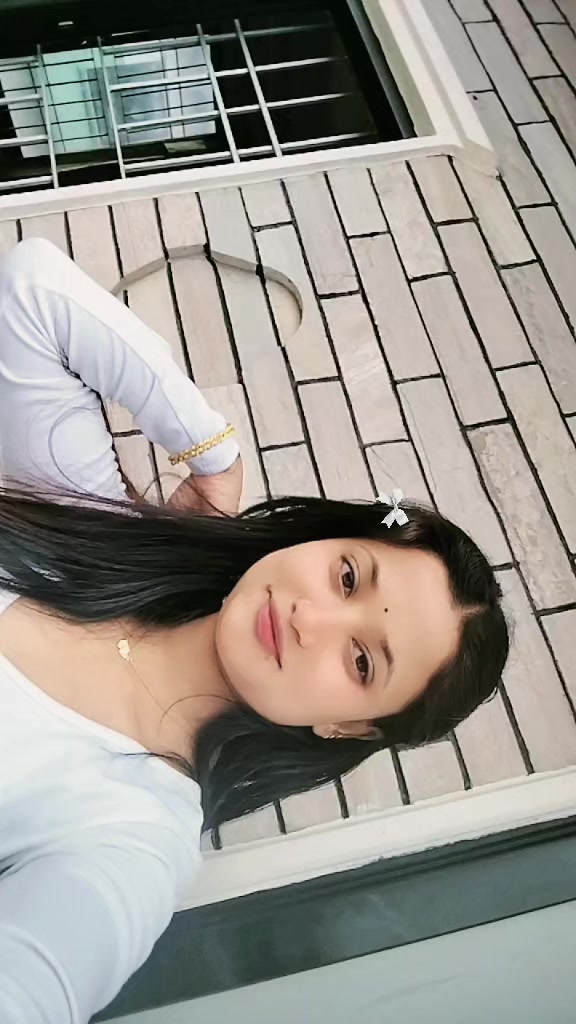 @👤