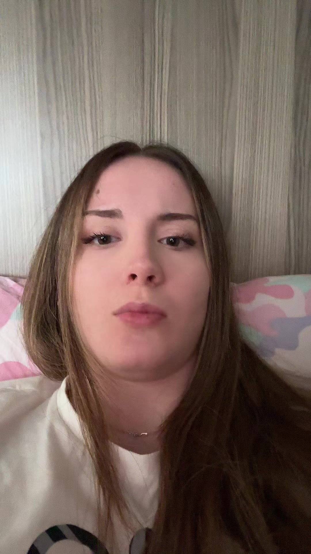 @🦦
