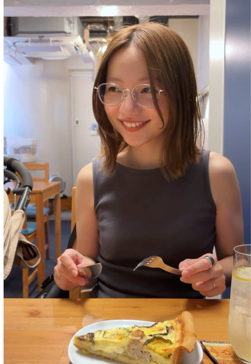 @ピリ
