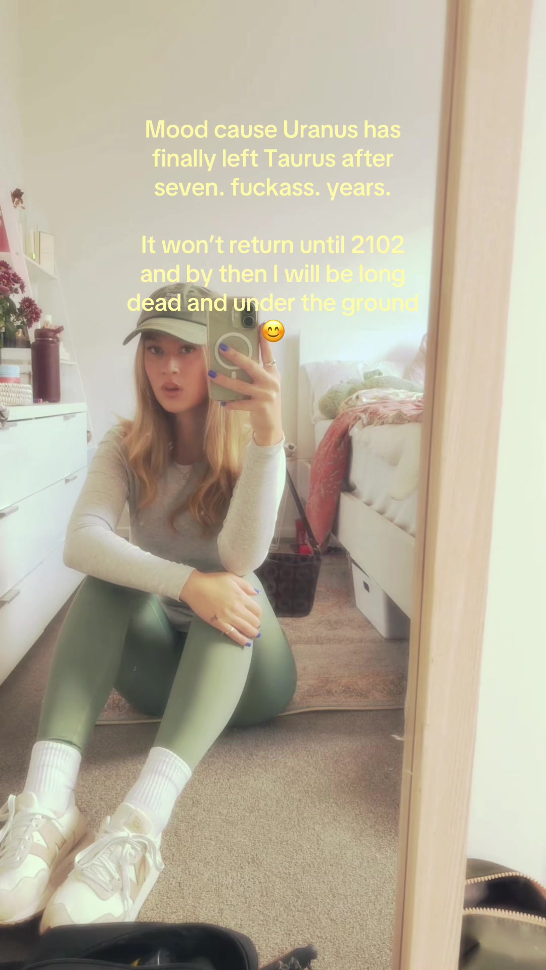 @:･ﾟ✧:･. kat ˚｡☽･ﾟ✧:･.: