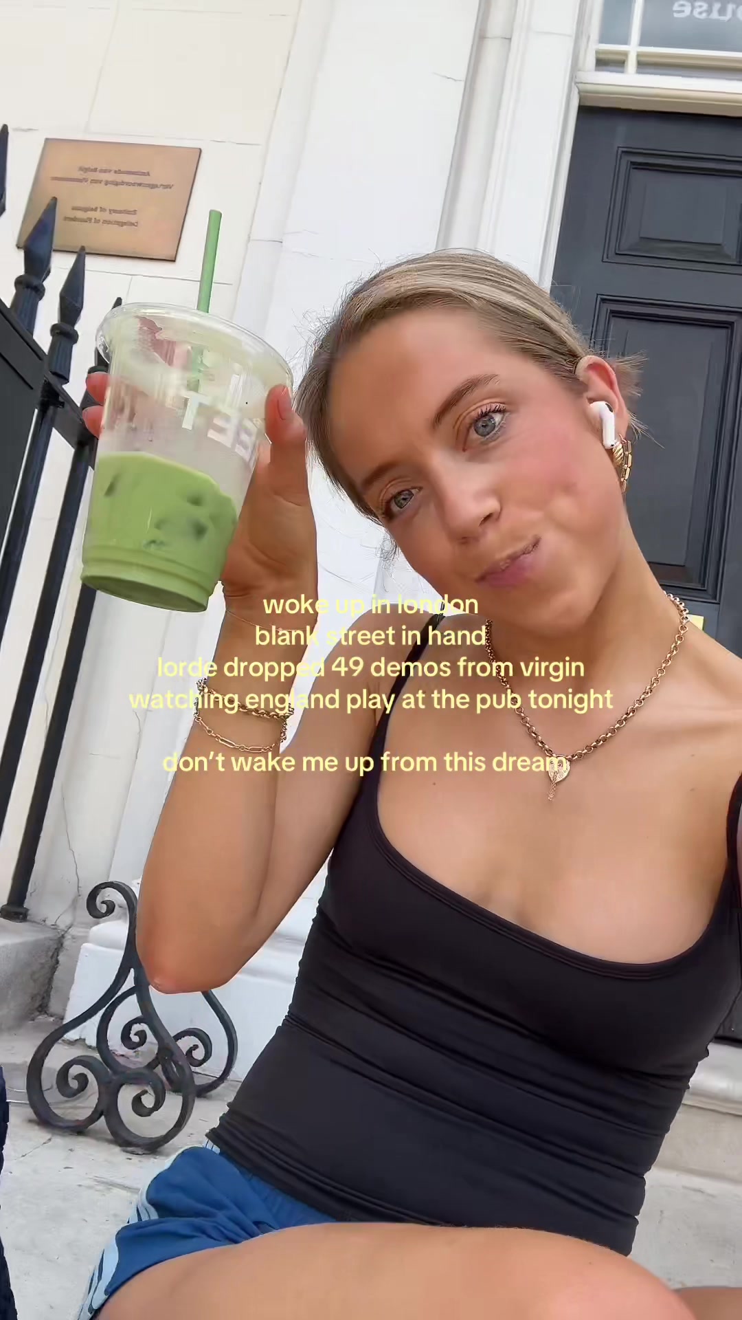 @Scarlett Smith