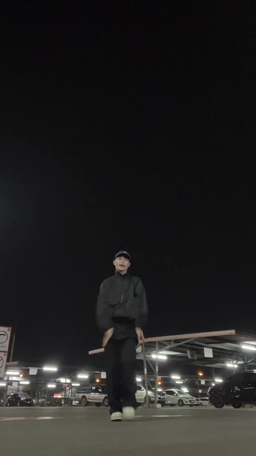 @mon