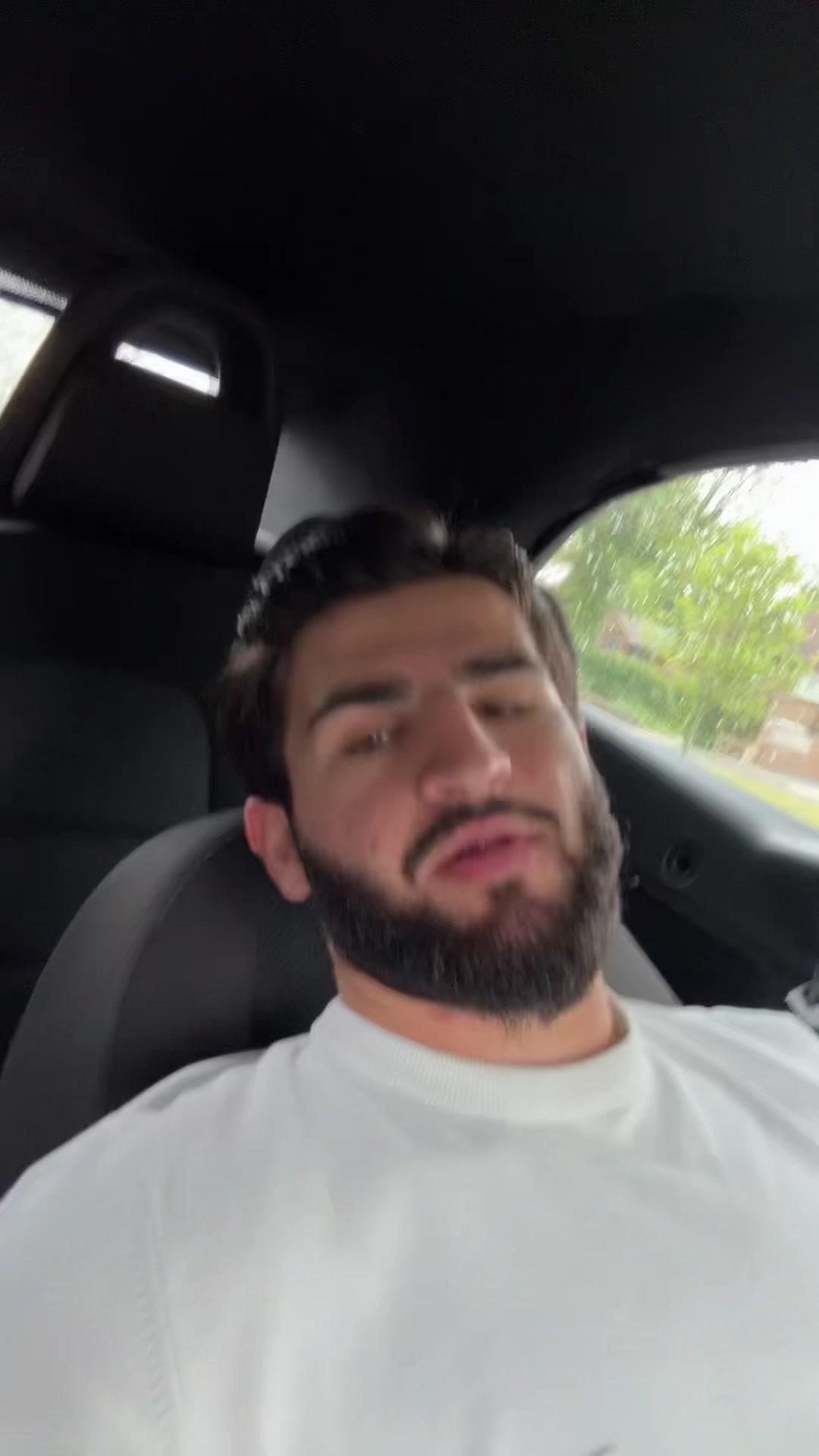 @Usiv