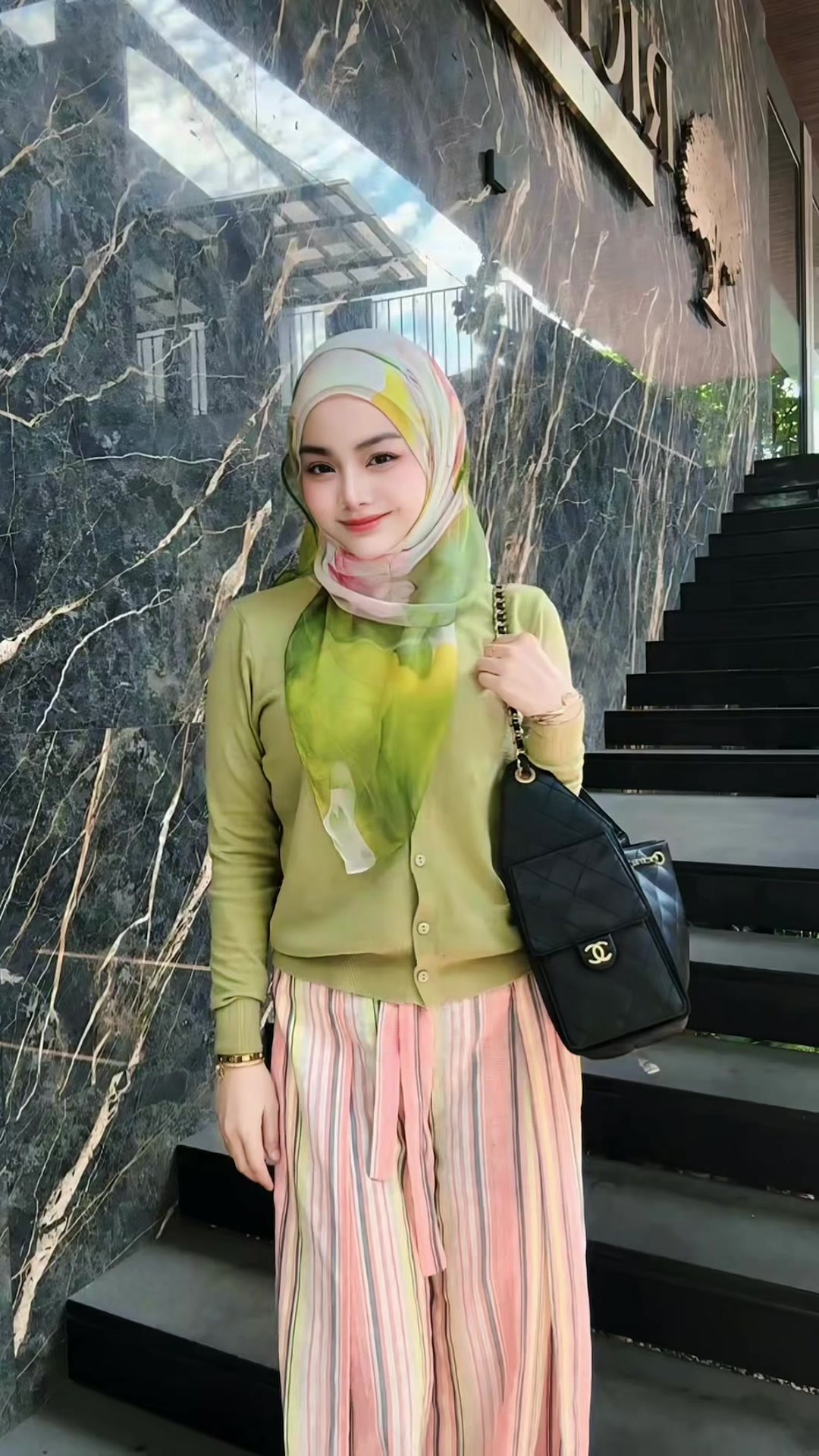 @memeymansor_🦋