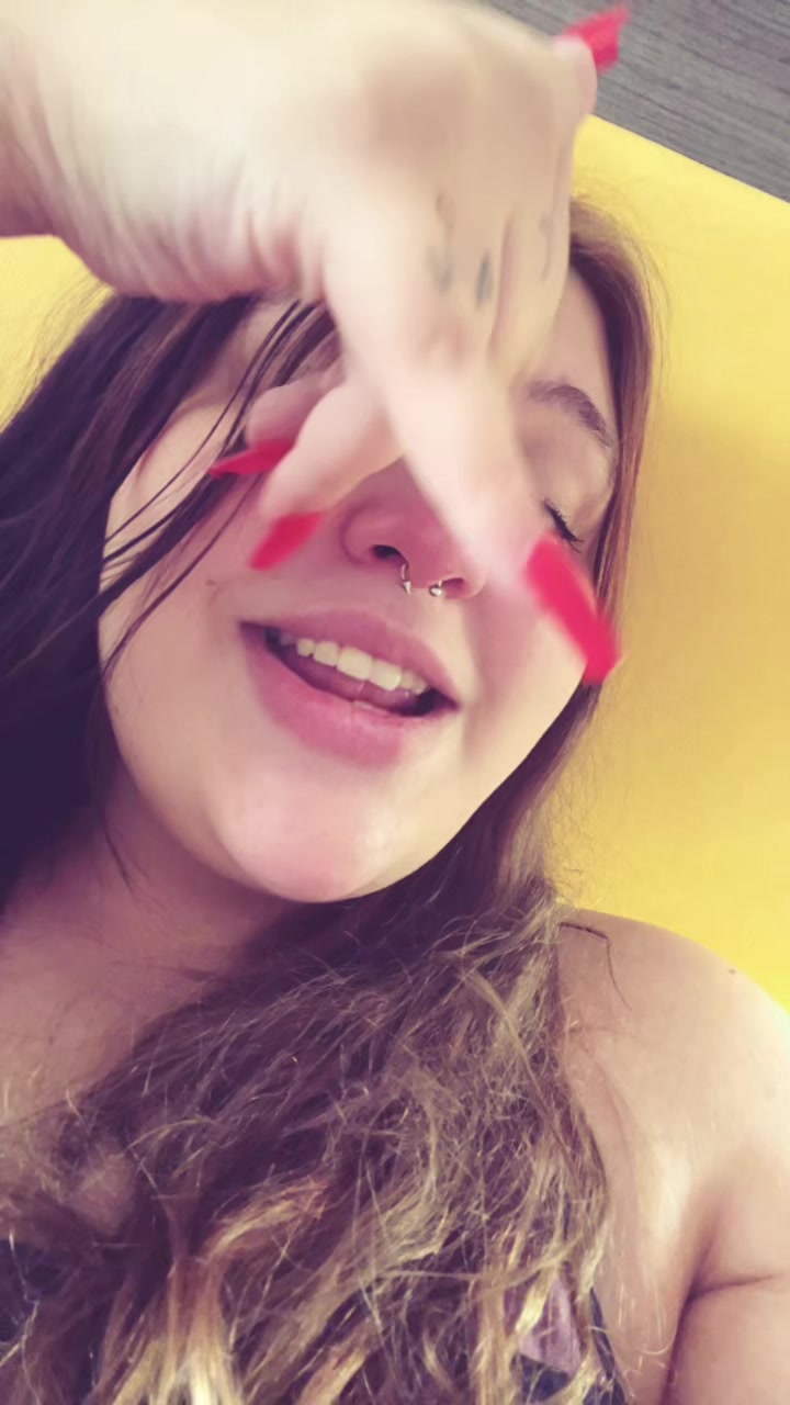@zxzx.paige_