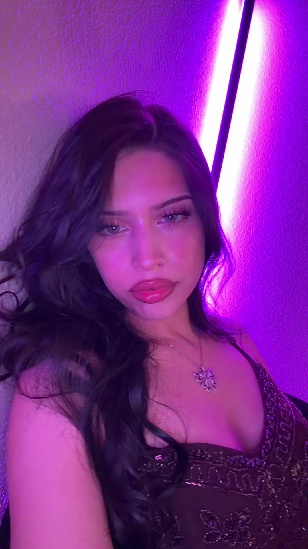 @Val aura ꨄ༻˚