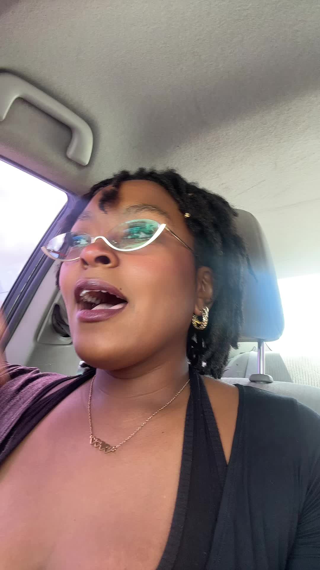 @muva deb | Bee