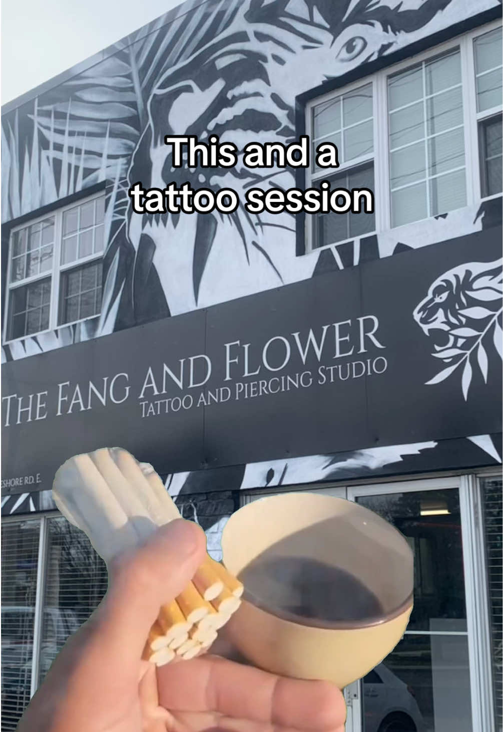@Thefangandflower