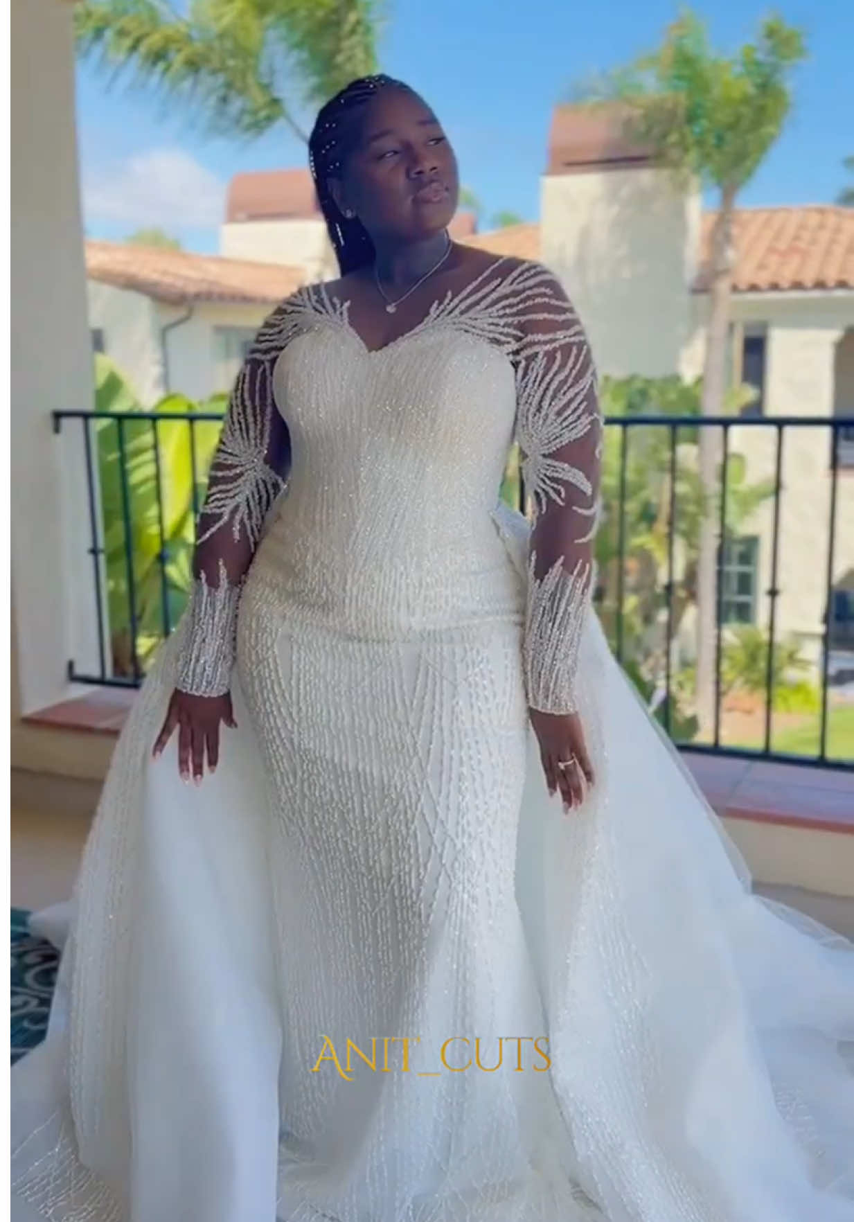 @Anit Cuts | Prom & Bridal