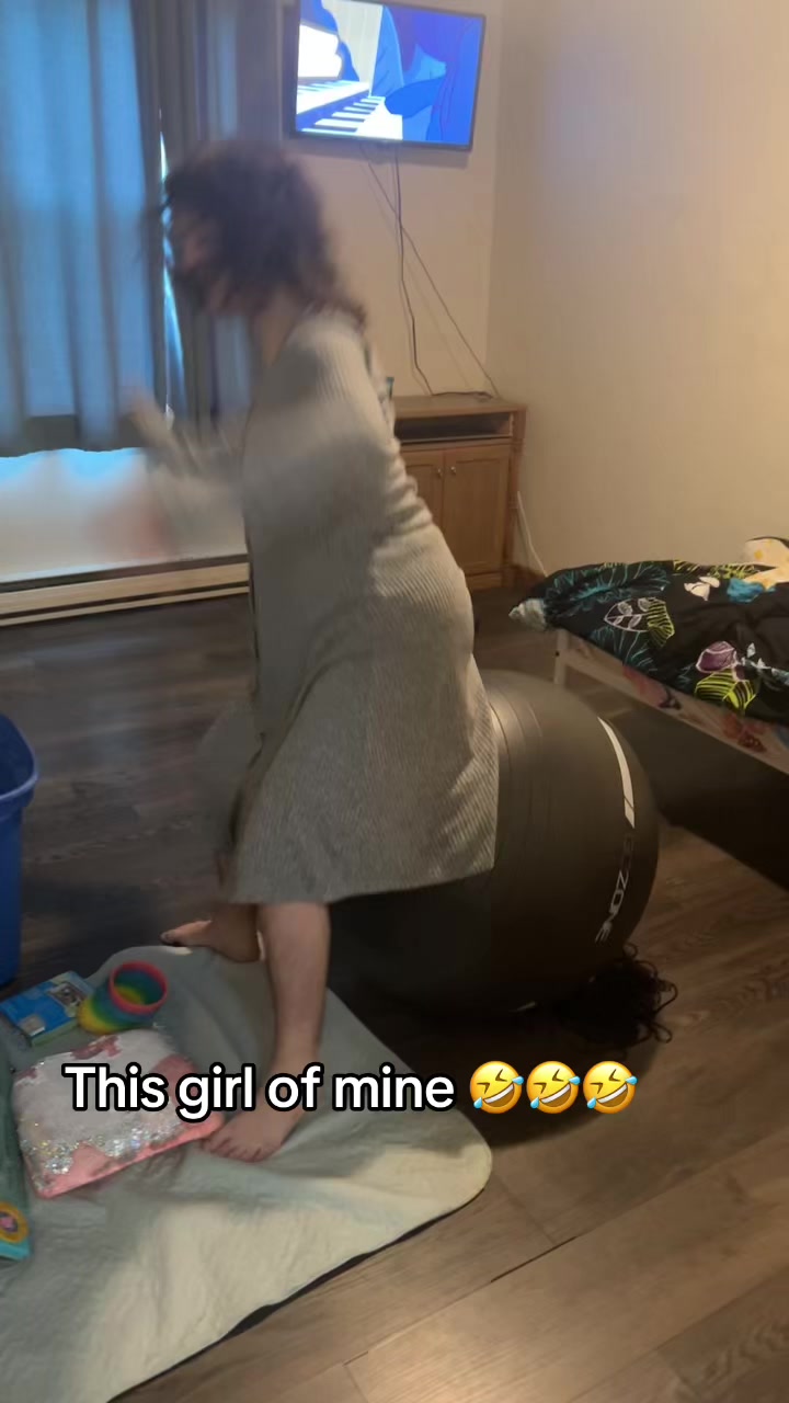 @Hotmomvibes
