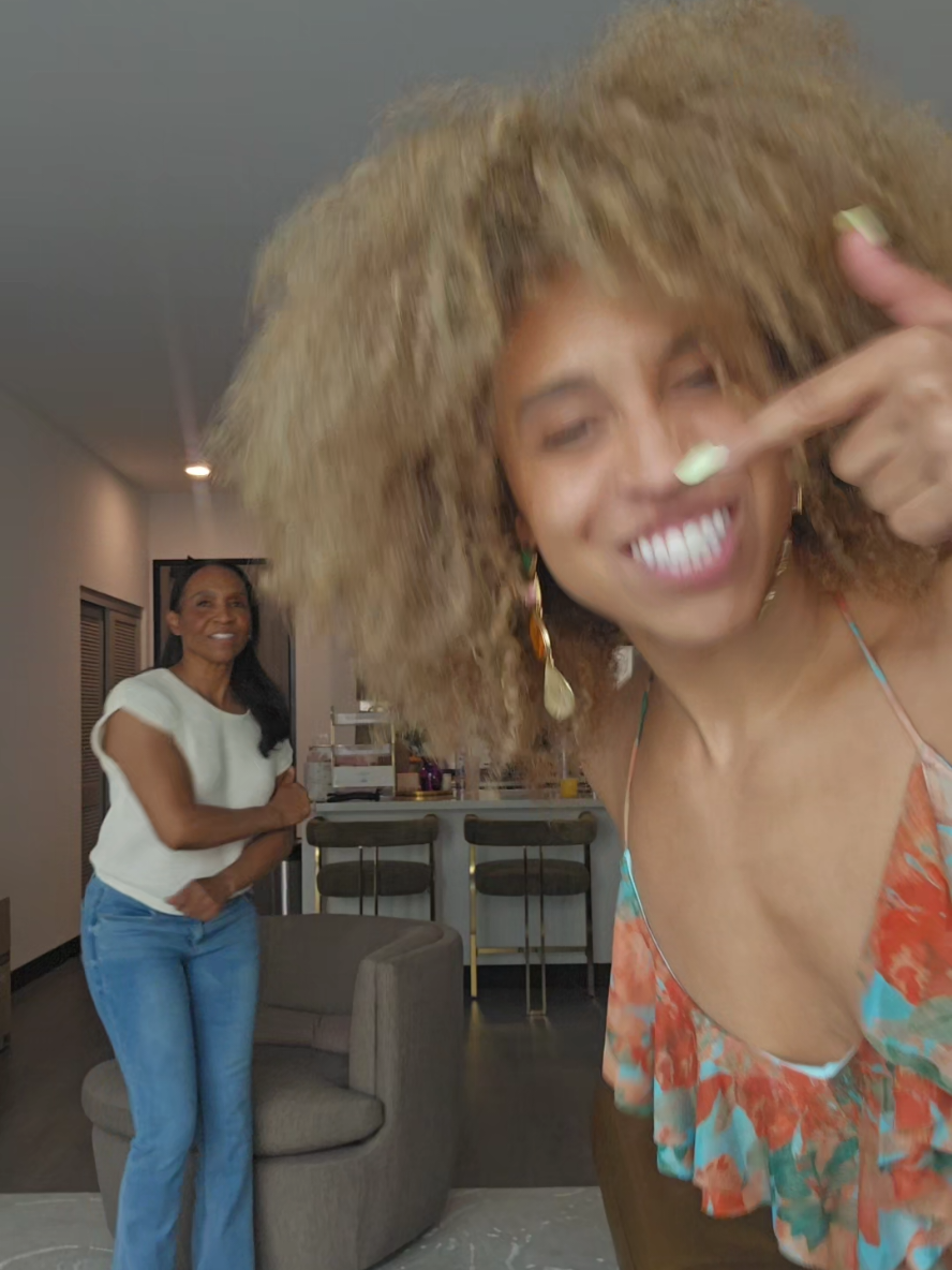 @itskaylasimone