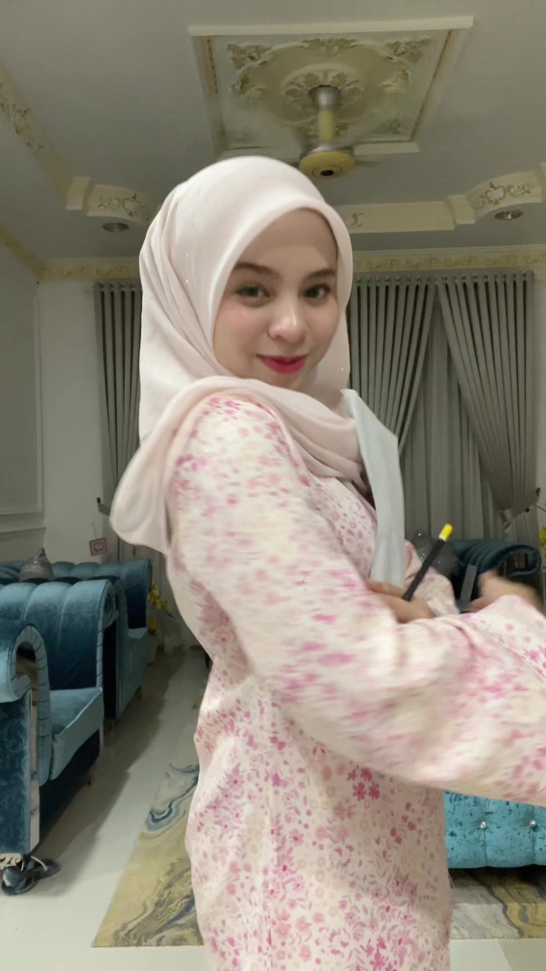 @emyeeraa