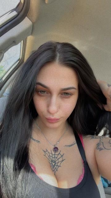 @Bre 🦇