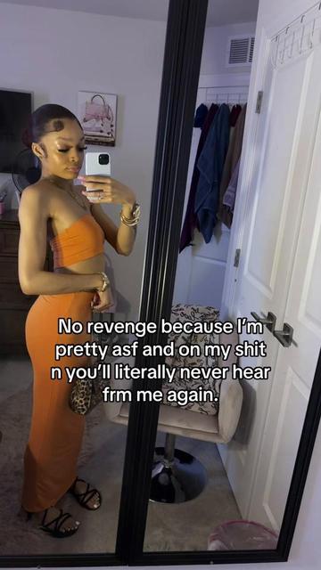 @PrettyyGangstaa🎀
