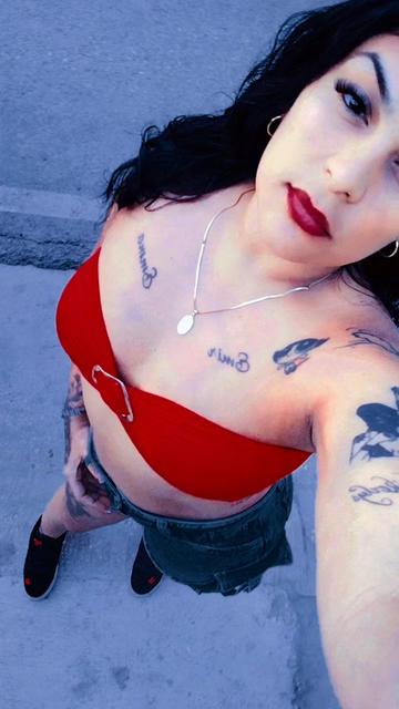 @❣️ la mu&ntilde;eca ❣️