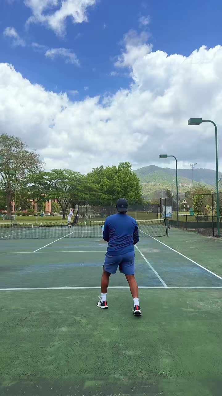 @Kris Martin Tennis