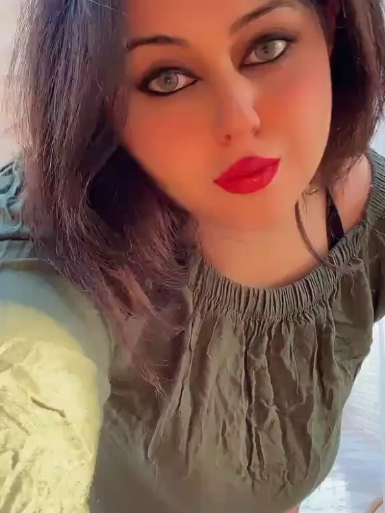 @follow me