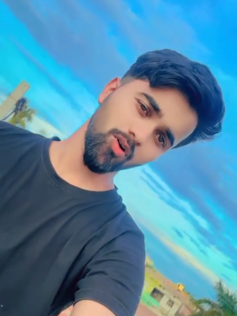 @𝙈𝙧_सिद्ध_𝙝𝙖𝙧𝙩𝙝 🦅
